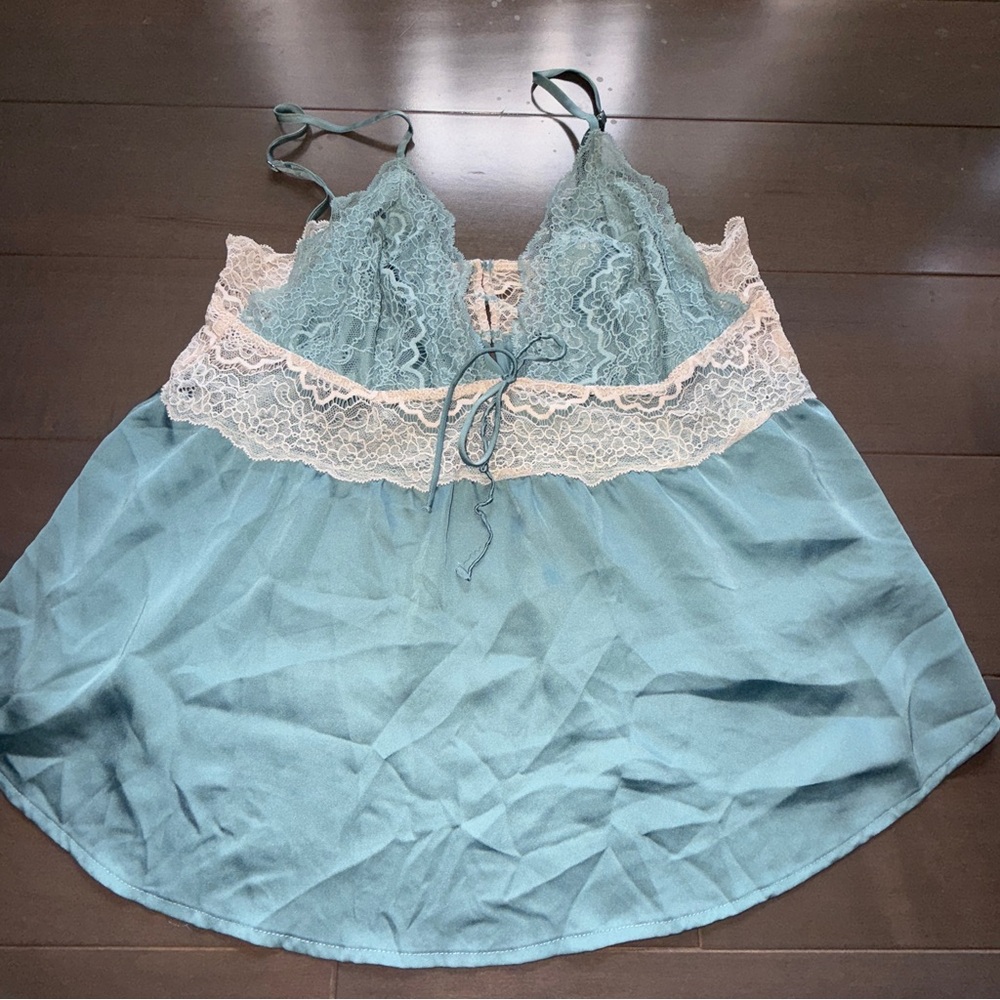 Victoria's Secret Teal and White Lace Chemise